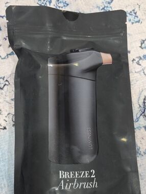 Luminess Black Airbrush Device with Rose Gold Nozzle
